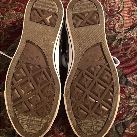 Grey Converse Sneakers Size 8 - Picture 2 of 3